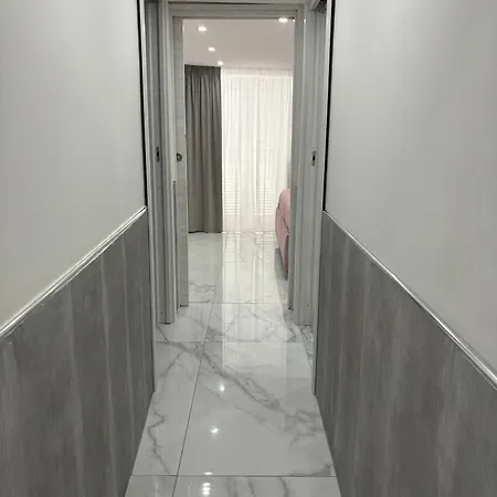 M&m House Apartment